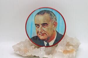 1964 Vari-Vue Lenticular Flicker Lydon B. Johnson Campaign Button